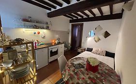 Little Nest In Oltretorrente Parma